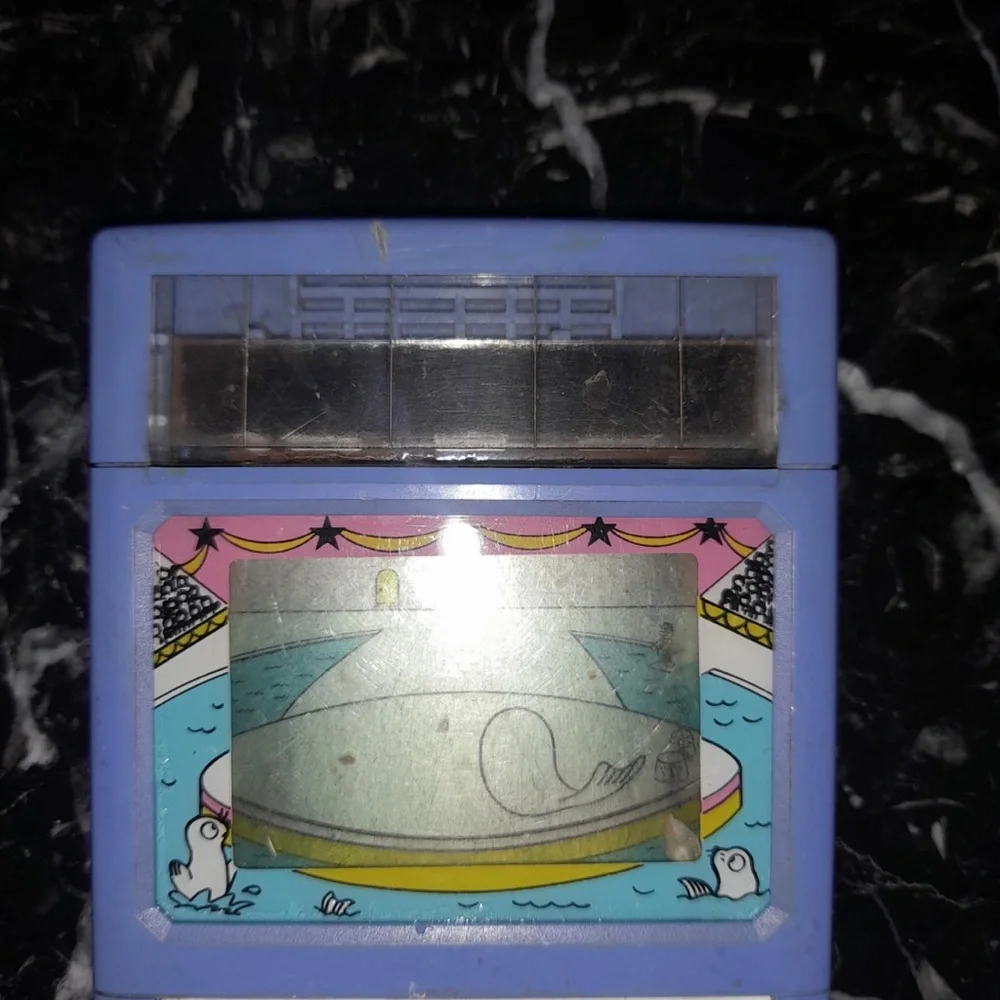 CASIO CG-40 Sea Bear - ELECTRONIC HANDHELD GAME RARE VINTAGE For Parts Only